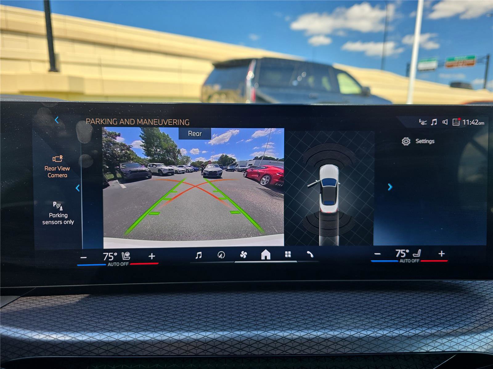 Used 2025 BMW 430i Convertible RWD image 16