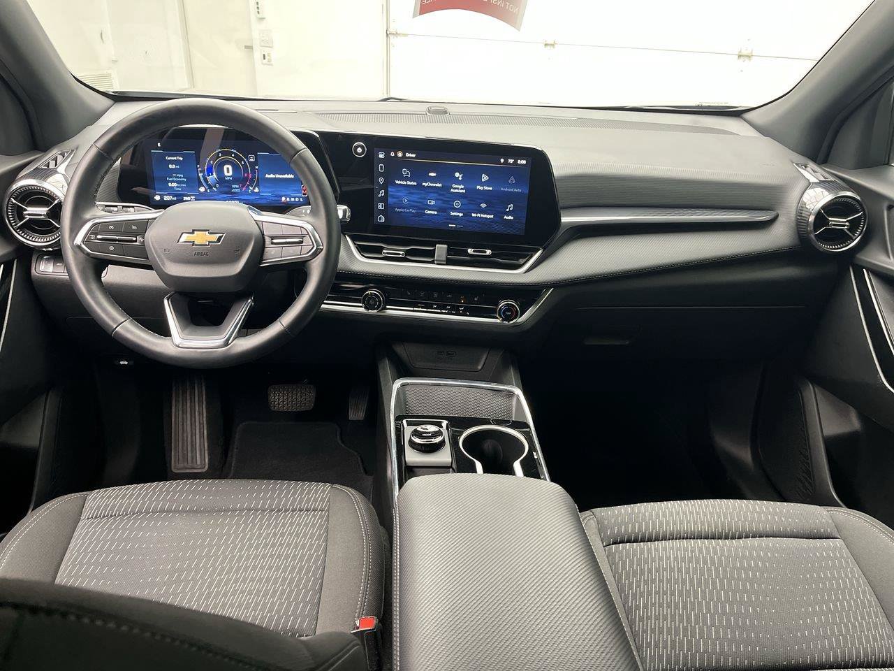 Certified 2026 Chevrolet Equinox LT AWD/4WD image 4