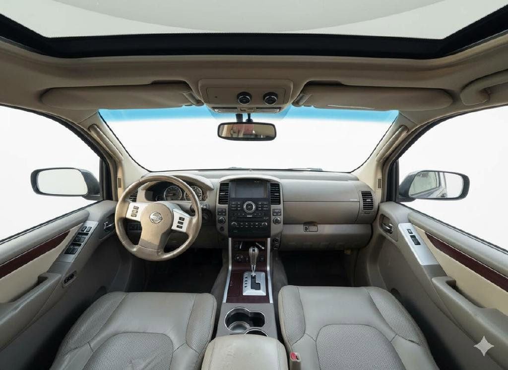 Used 2008 Nissan Pathfinder LE w/ Navigation Pkg image 19