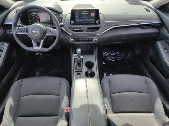 Used 2025 Nissan Altima 2.5 SV AWD/4WD image 25