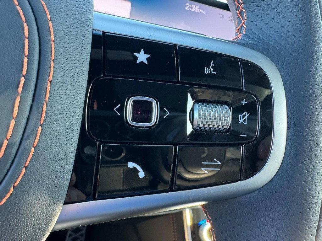 New 2026 Genesis GV70 2.5T Sport Prestige AWD/4WD image 14
