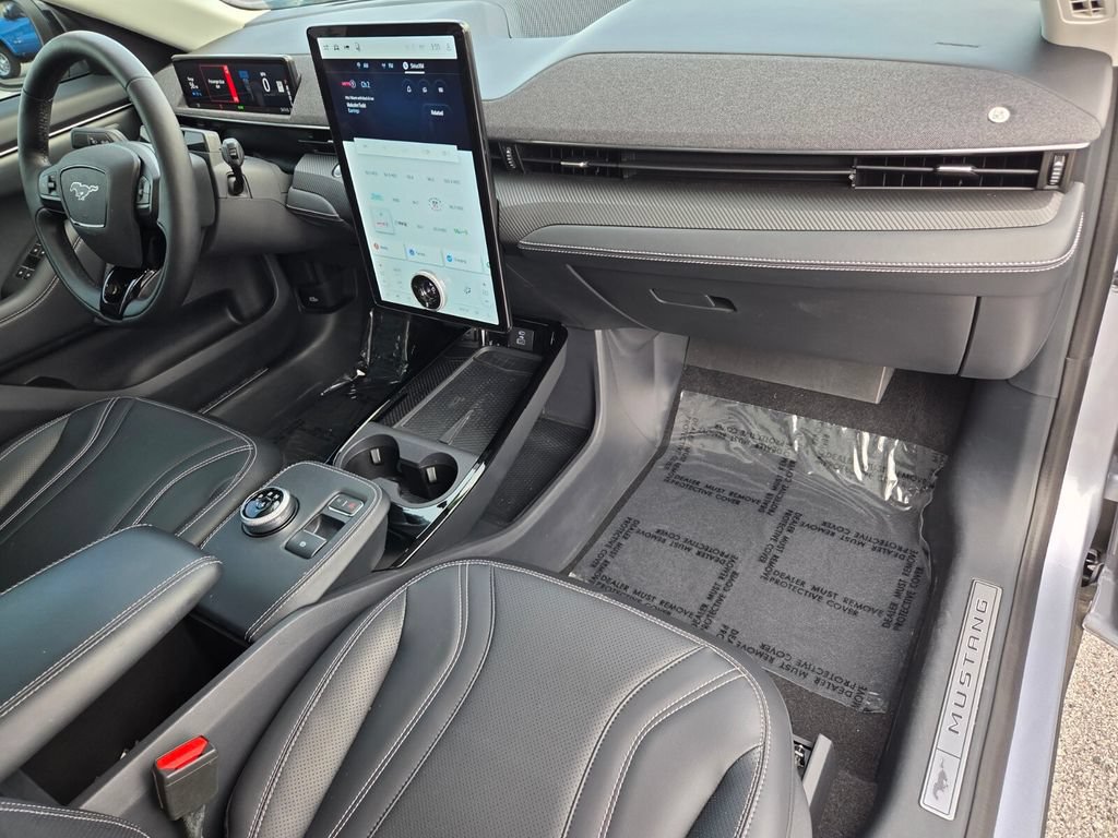Used 2022 Ford Mustang Mach-E Premium RWD image 19