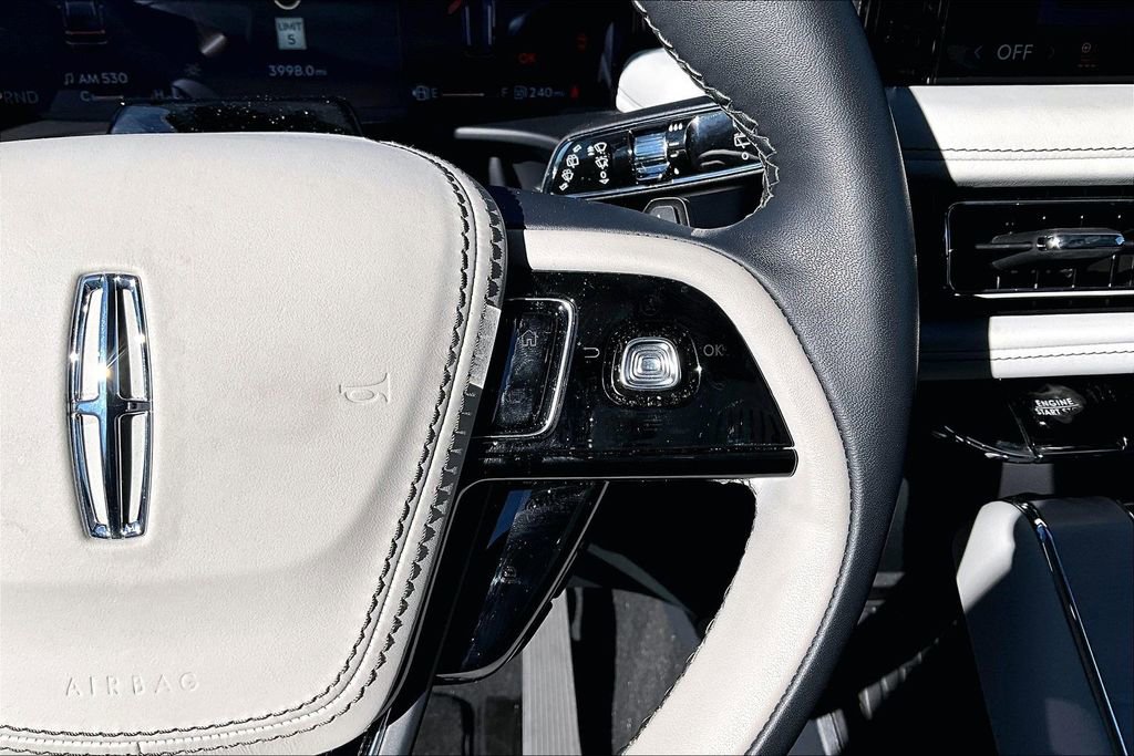 Used 2025 Lincoln Aviator Reserve w/ Equipment Group 201A image 19