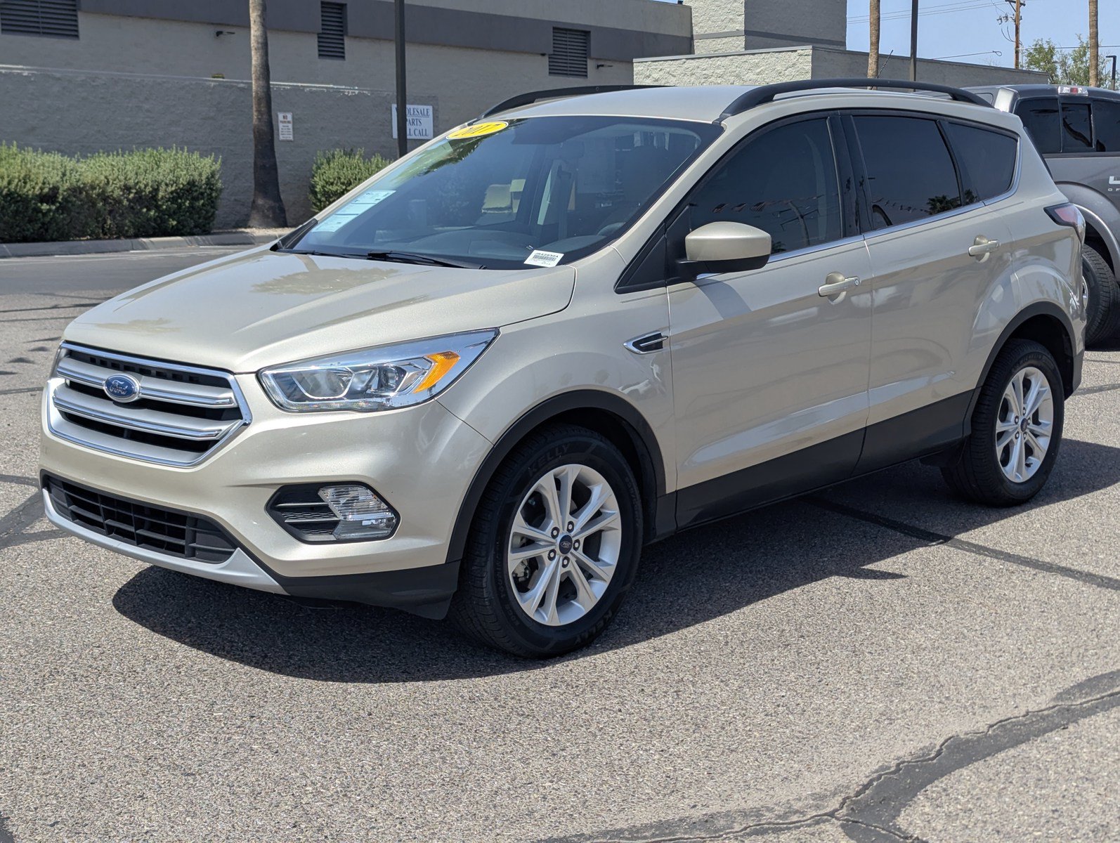 Certified 2017 Ford Escape SE w/ Equipment Group 201A FWD image 5