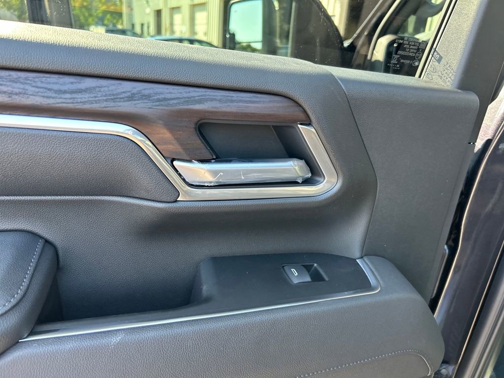 New 2026 GMC Sierra 2500 SLT w/ SLT Premium Package image 24