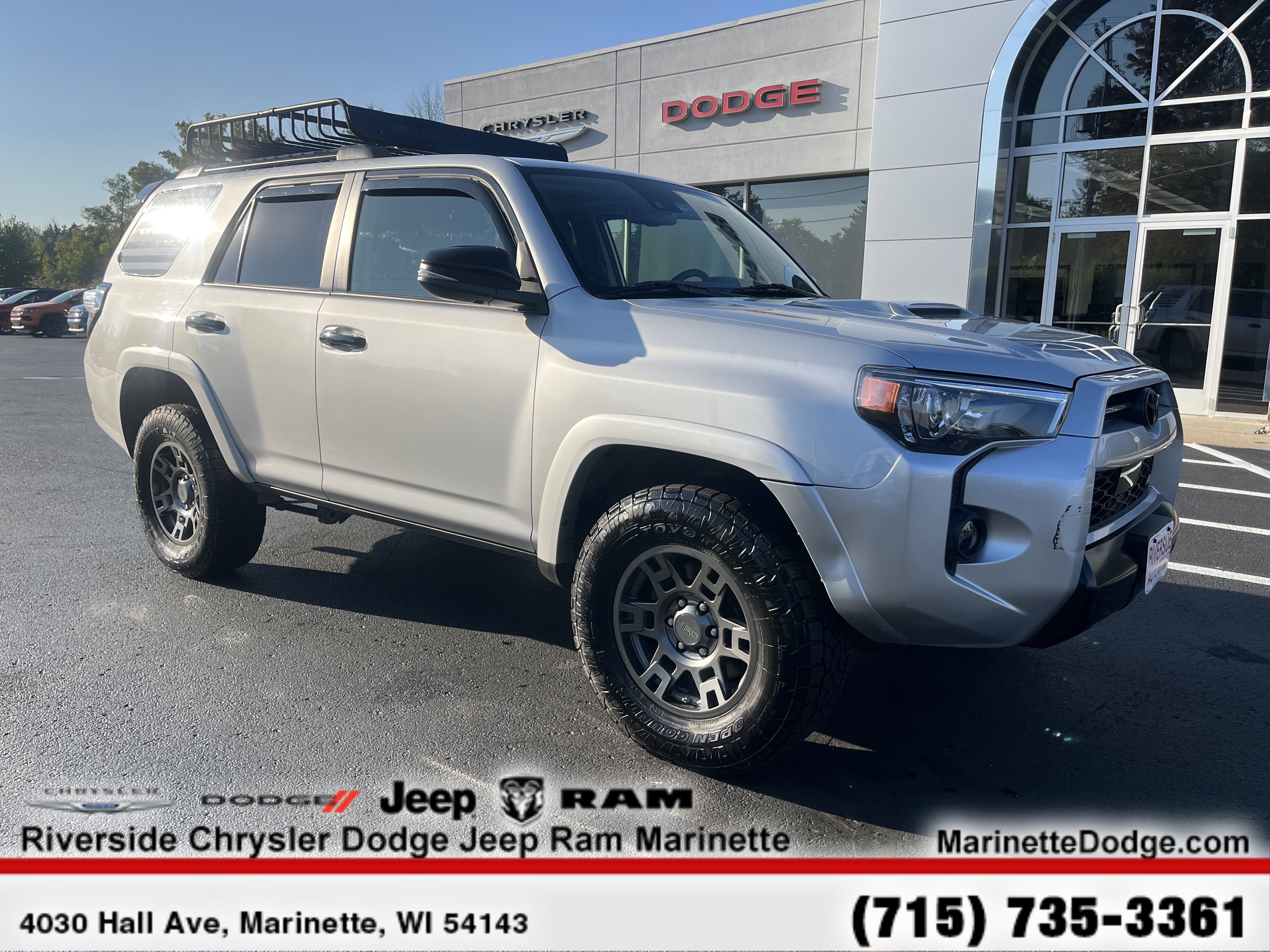 Used 2020 Toyota 4Runner Venture w/ Moonroof Package image 3