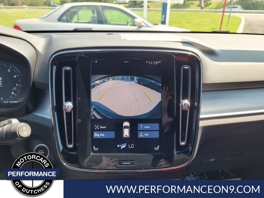 Used 2020 Volvo XC40 T5 Momentum w/ Protection Package AWD/4WD image 19