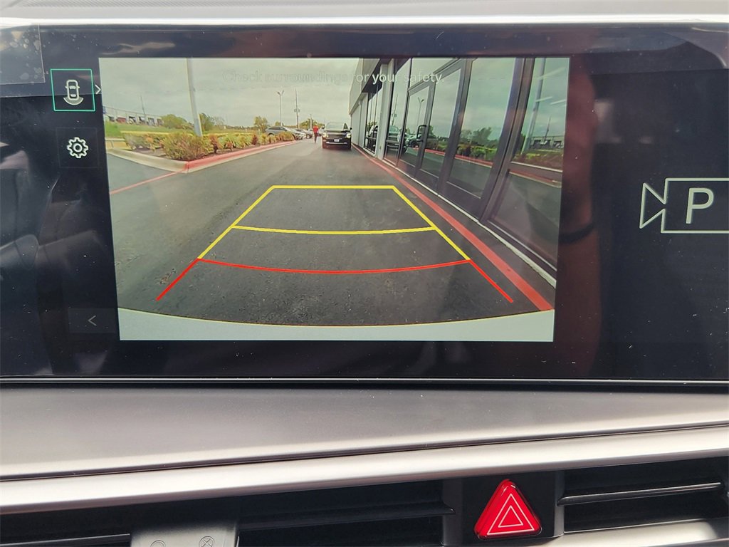 New 2026 Kia Sorento LX image 13