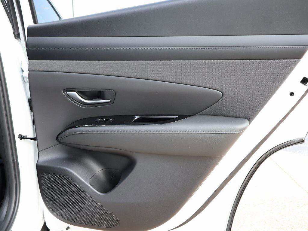 New 2026 Hyundai Tucson Limited image 12