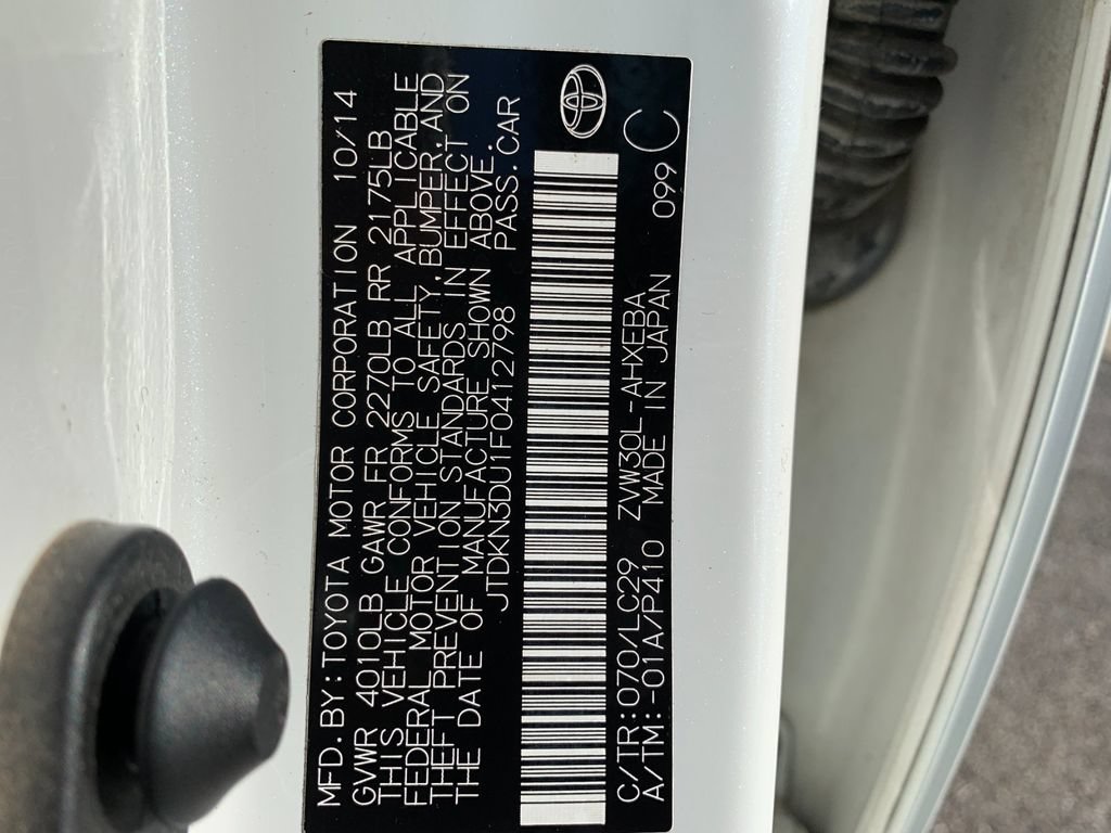 Used 2015 Toyota Prius Persona Series FWD image 40