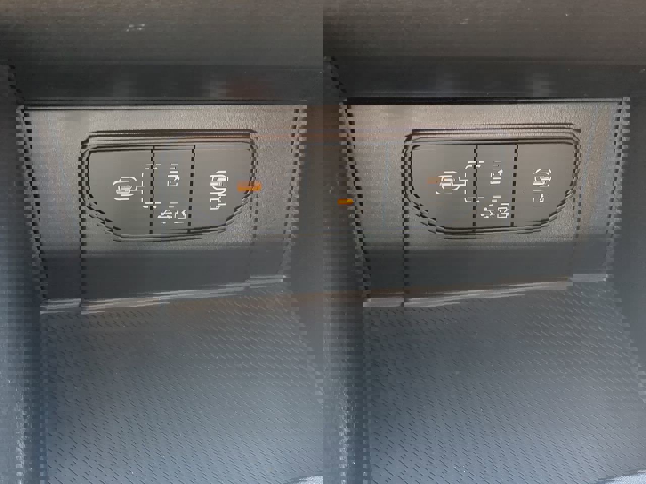 New 2026 Kia Sportage LX image 20