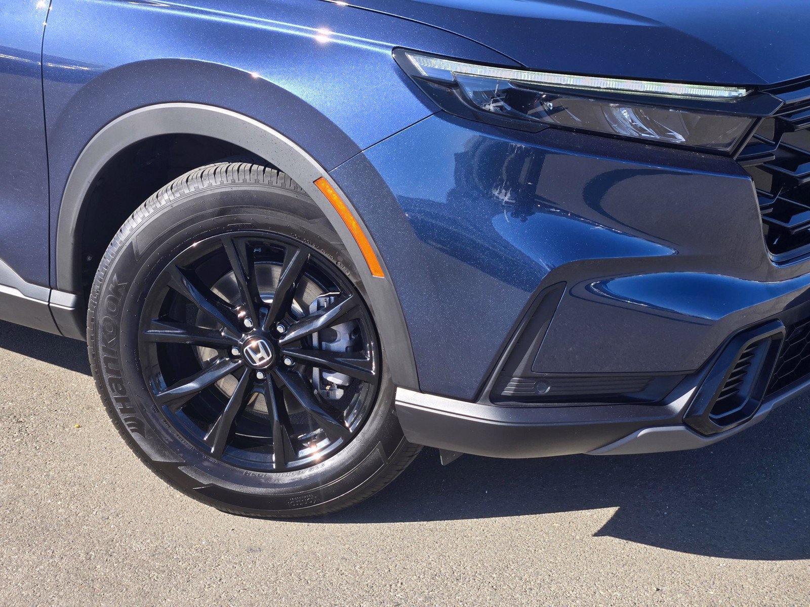 Certified 2025 Honda CR-V Sport-L image 9