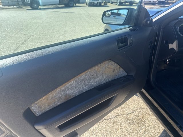 Used 2014 Ford Mustang Convertible w/ Equipment Group 102A image 13