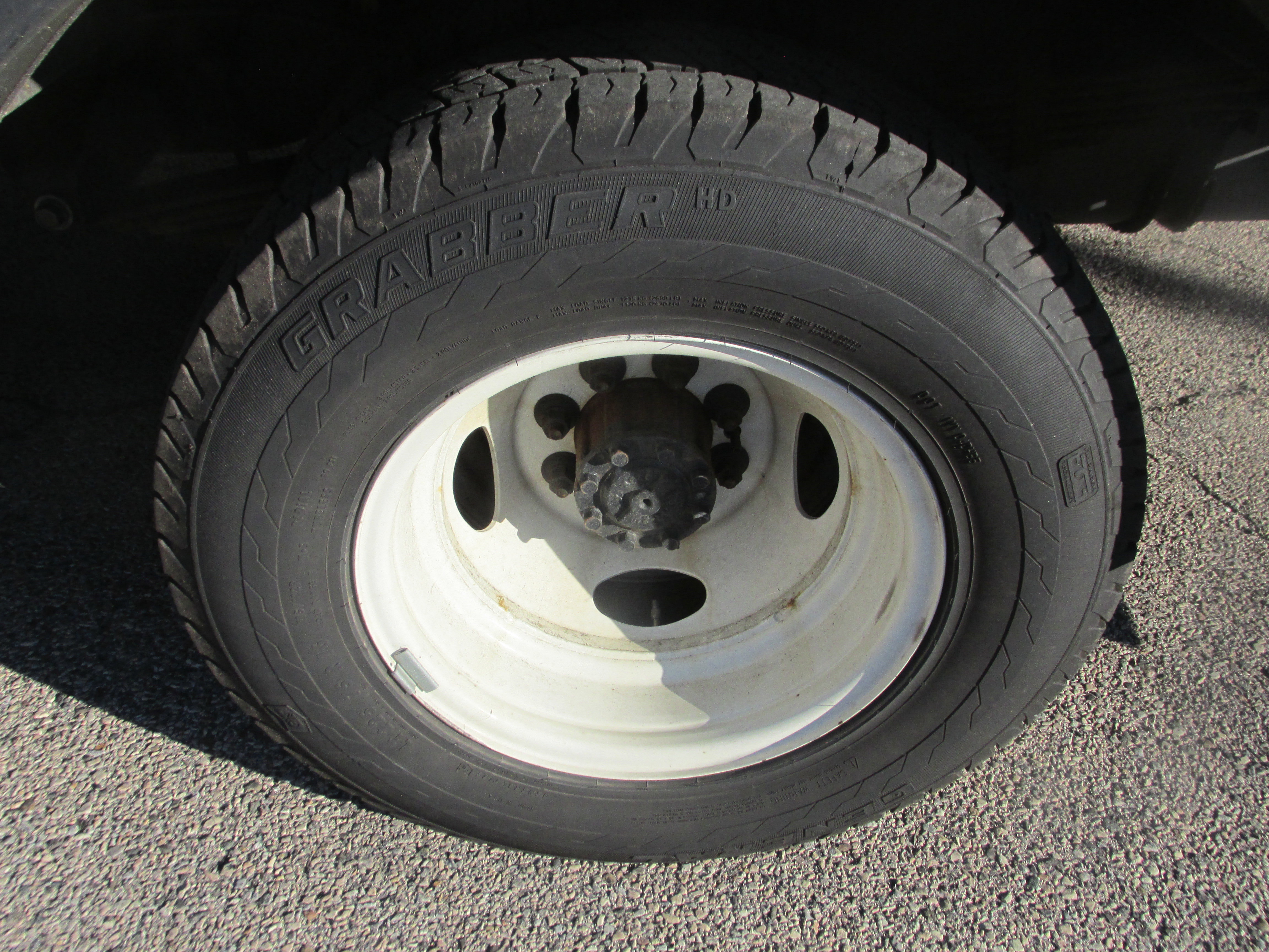 Used 2024 Ford E-350 and Econoline 350 Super Duty w/ Power Windows & Locks Group RWD image 12