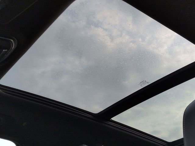 Certified 2024 Jeep Grand Cherokee L Limited w/ Luxury Tech Group II image 13