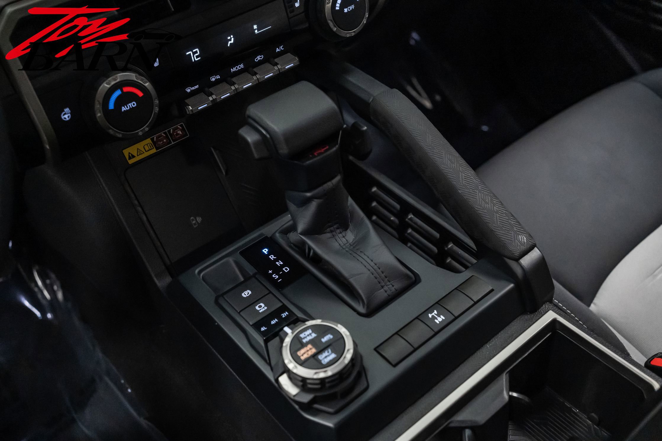 Used 2025 Toyota Tacoma TRD Off-Road image 39