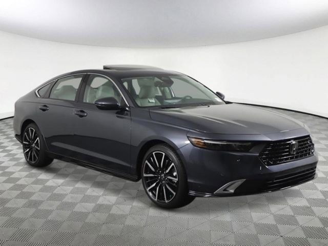 New 2025 Honda Accord Touring image 7