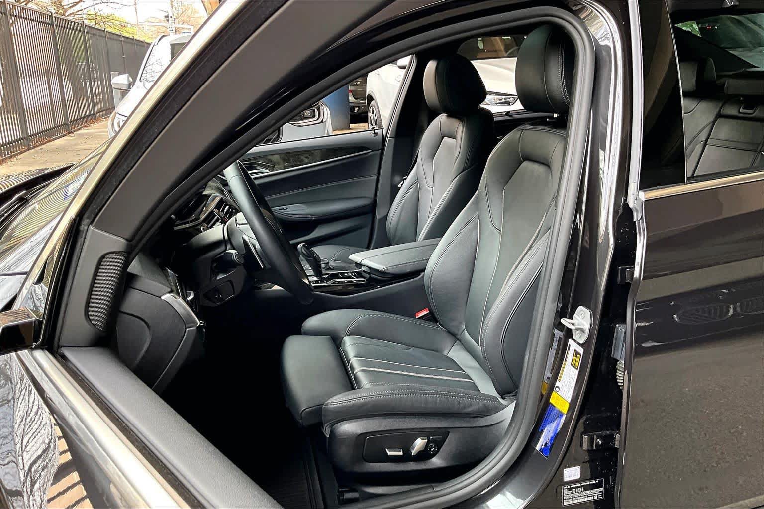 Used 2021 BMW 540i w/ Convenience Package RWD image 7