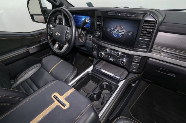 Used 2023 Ford F350 Platinum w/ Tremor Off-Road Package AWD/4WD image 17