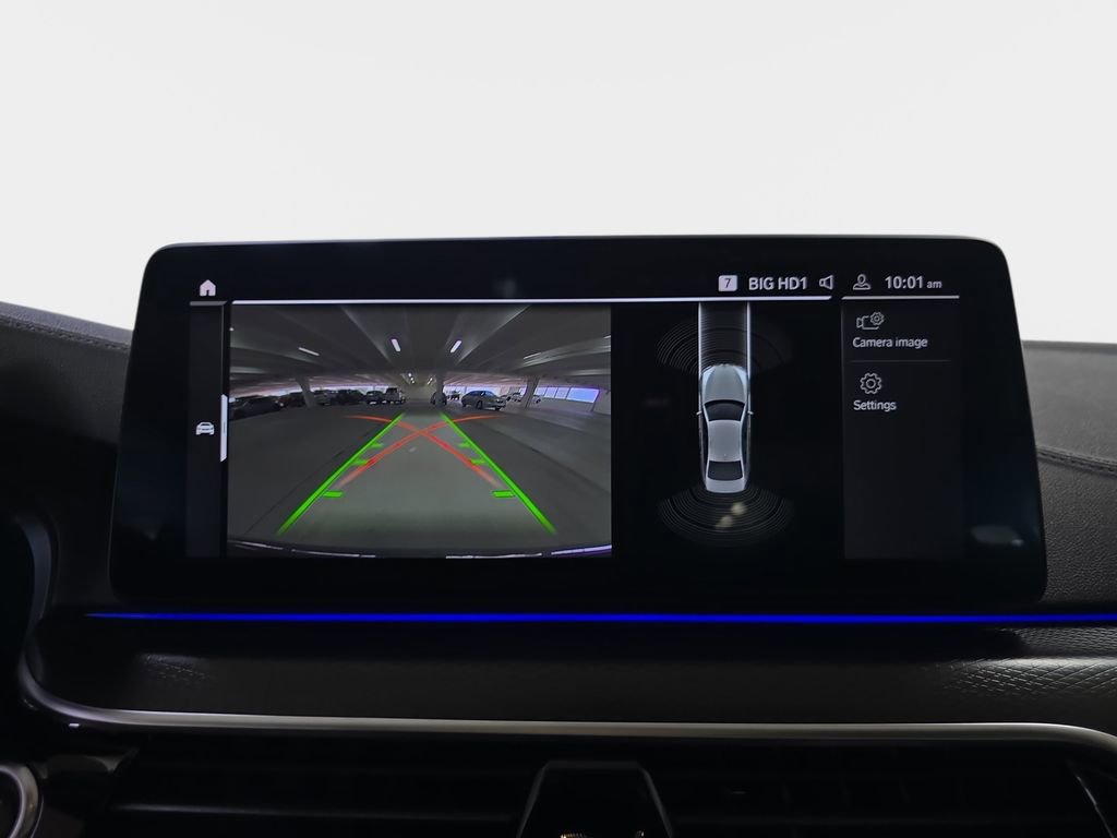 Used 2022 BMW M550i xDrive w/ Dynamic Handling Package AWD/4WD image 23