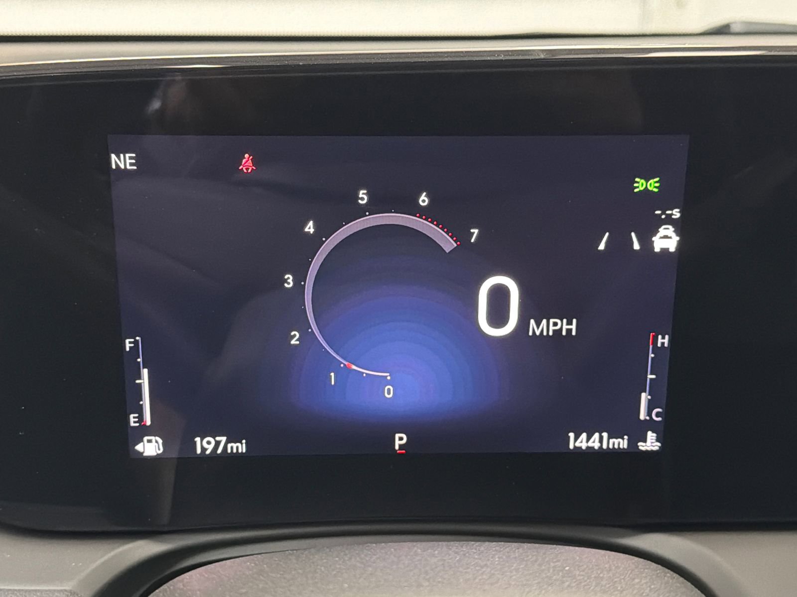 Used 2025 Buick Encore GX Avenir w/ Avenir Technology Package image 23