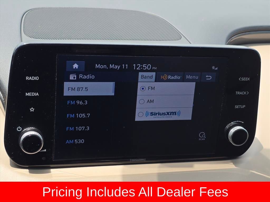 Used 2022 Hyundai Santa Fe SEL FWD image 18