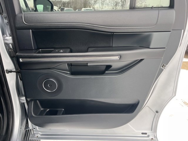 Used 2020 Ford Expedition Max XLT w/ Equipment Group 202A image 47