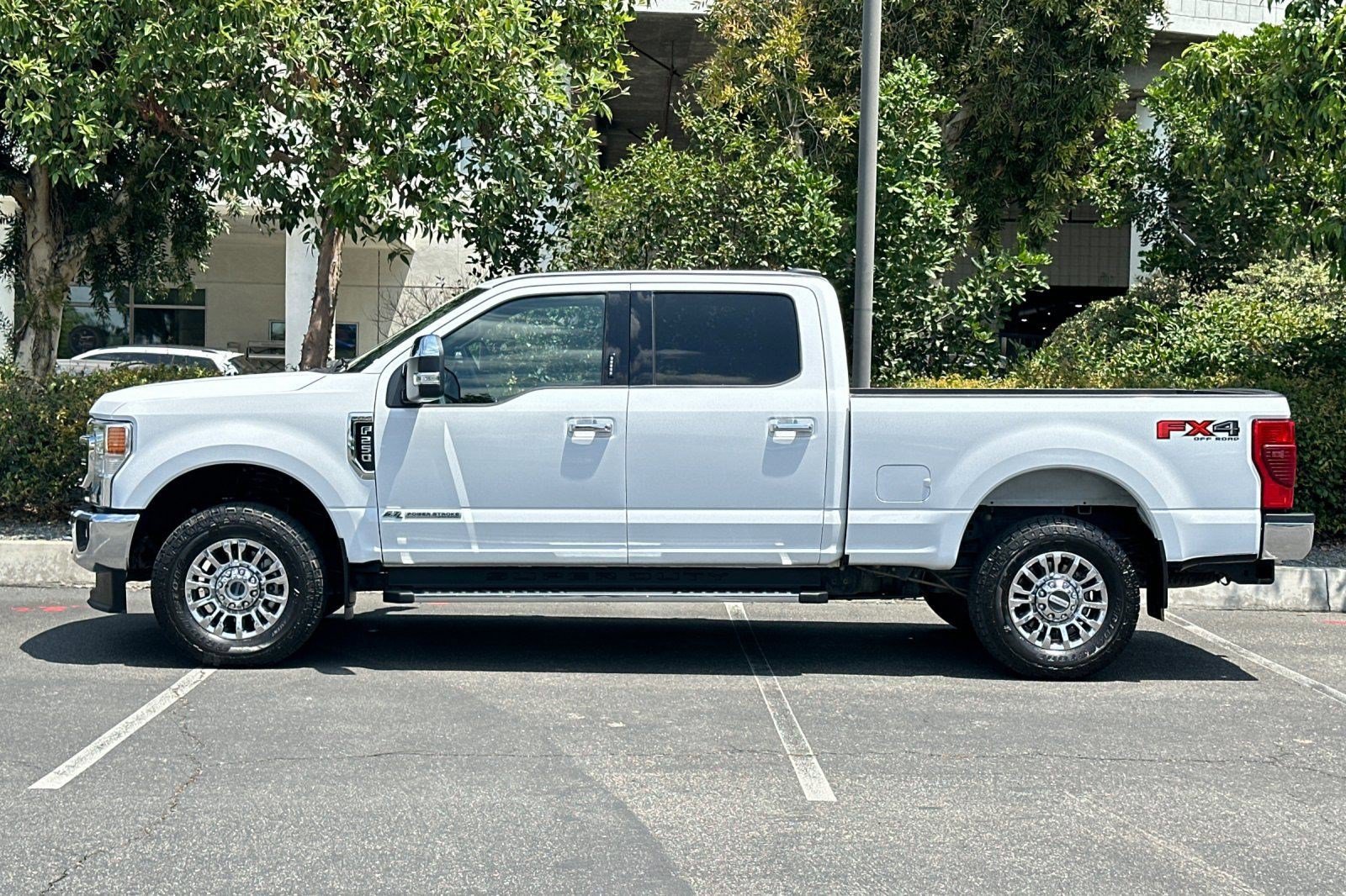 Used 2022 Ford F250 Lariat w/ Chrome Package AWD/4WD image 2