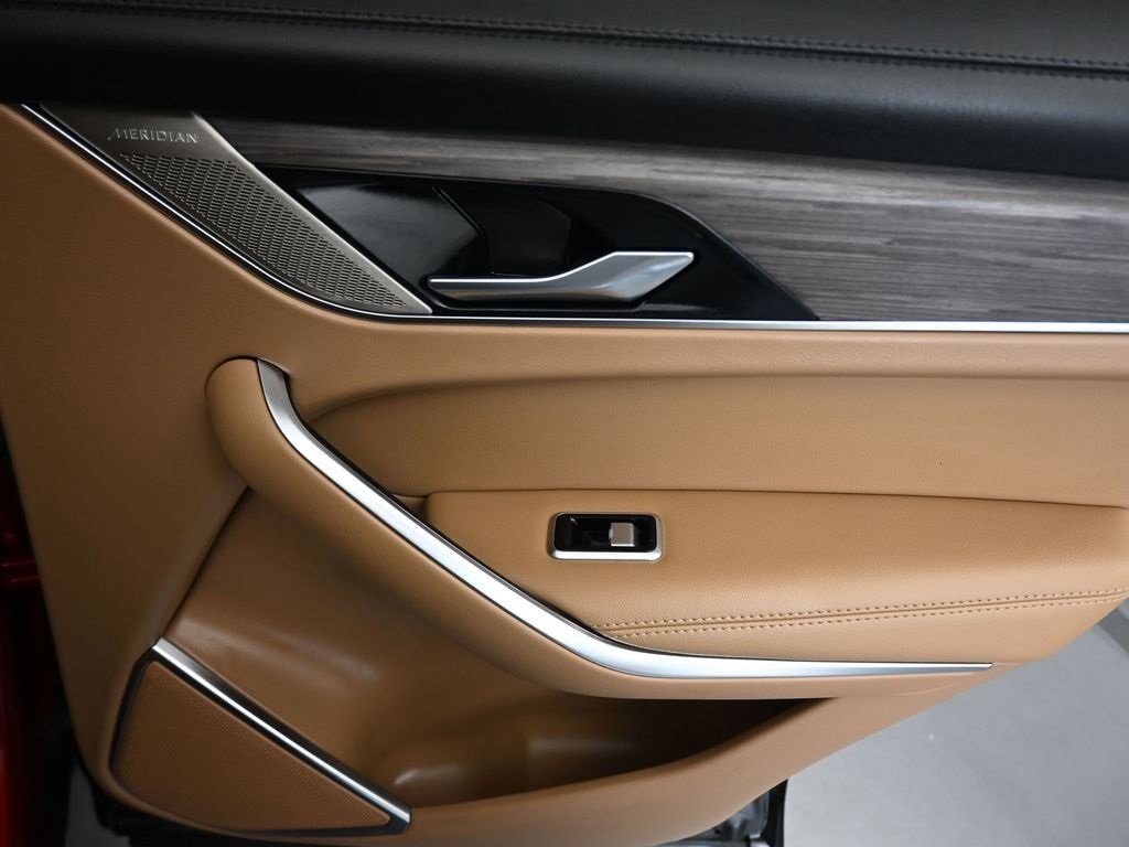 Used 2023 Jaguar F-PACE S image 39