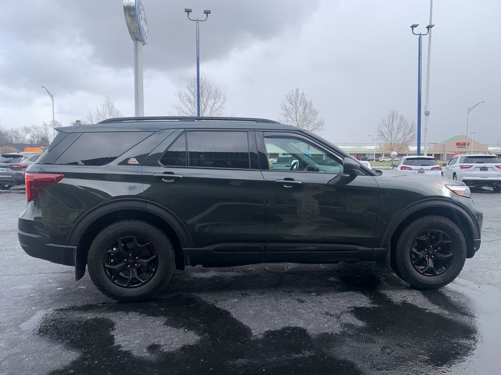 Used 2022 Ford Explorer Timberline image 2