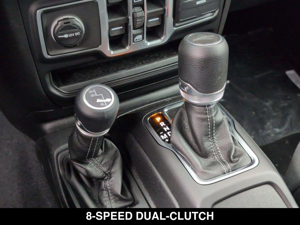 Used 2026 Jeep Gladiator Sport AWD/4WD image 21