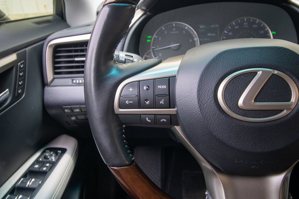 Used 2019 Lexus RX 350L FWD w/ Premium Package image 36