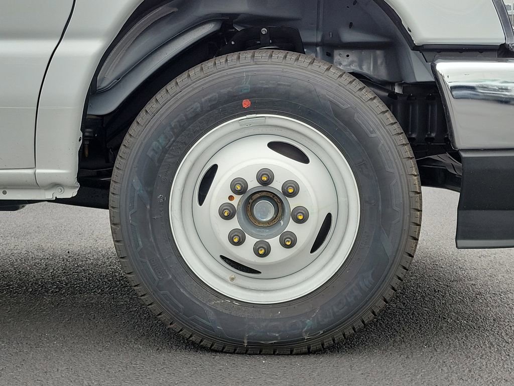 New 2026 Ford E-350 and Econoline 350 Super Duty w/ Power Equipment Group image 5