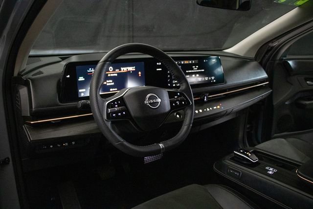 Used 2024 Nissan Ariya AWD image 23