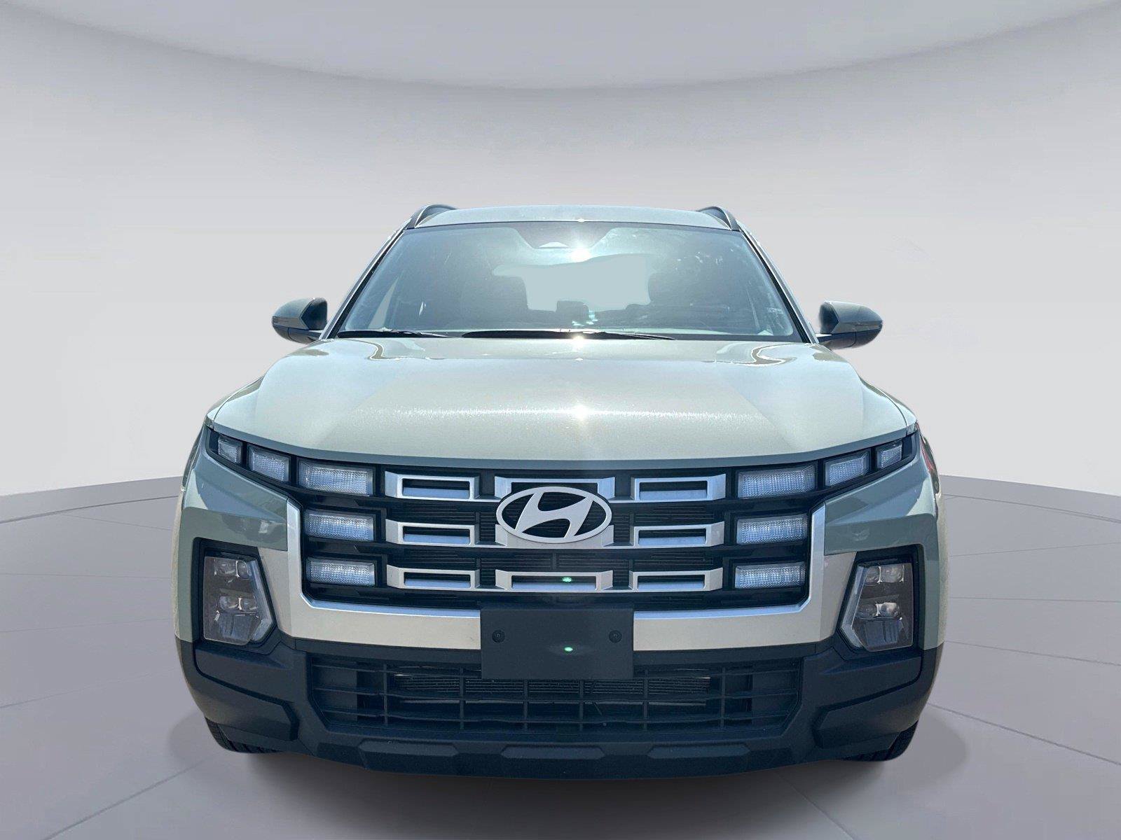 Used 2025 Hyundai Santa Cruz SEL FWD image 9