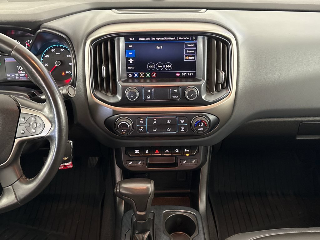 Used 2019 Chevrolet Colorado Z71 AWD/4WD image 25