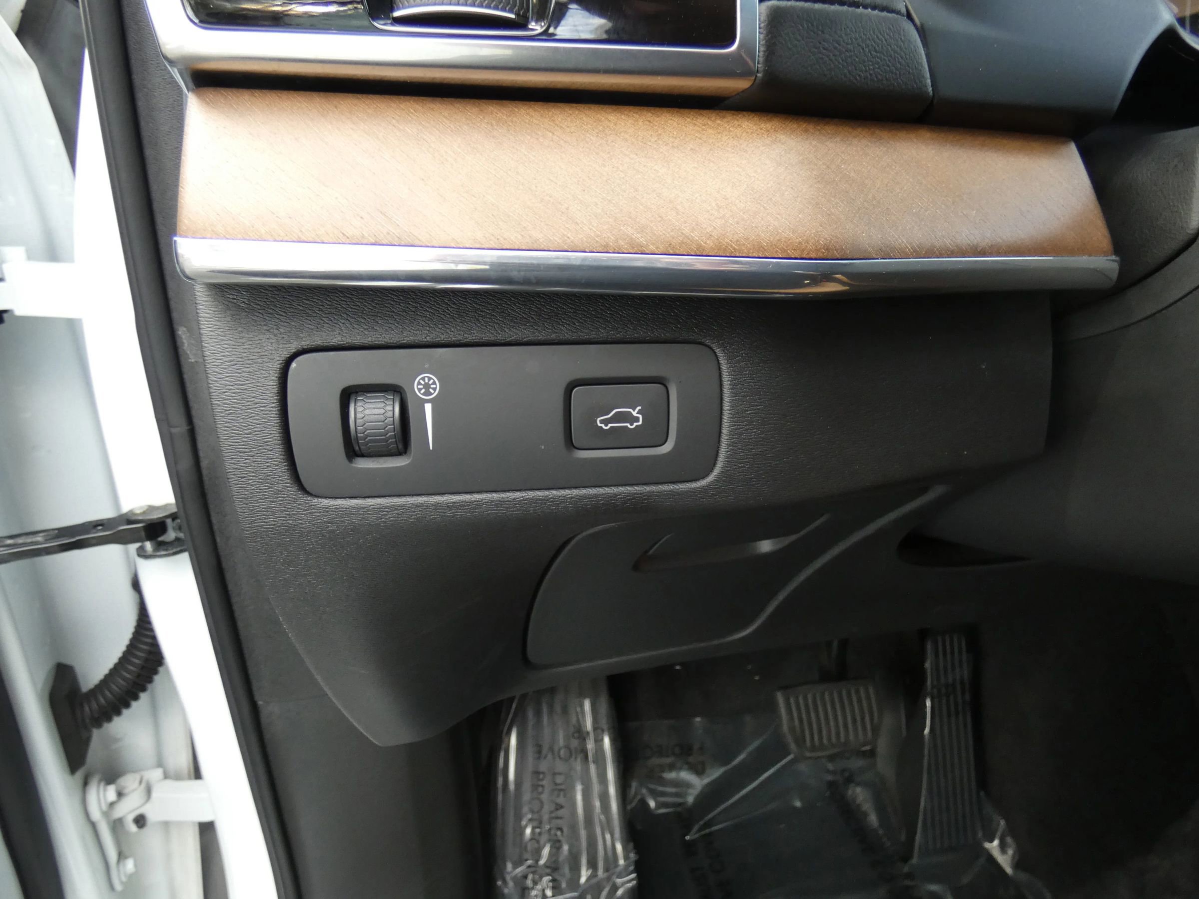 Used 2017 Volvo XC90 T6 Inscription w/ Vision Package image 88