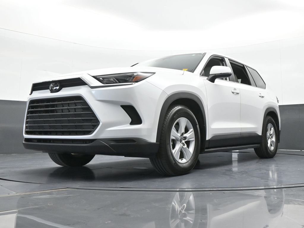Used 2025 Toyota Grand Highlander FWD image 52