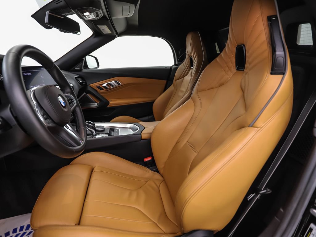 Used 2020 BMW Z4 M40i w/ Executive Package image 10