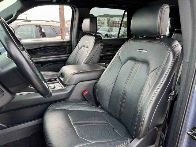 Certified 2023 Ford Expedition Platinum image 14