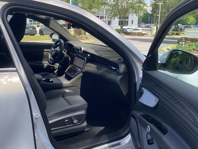 New 2024 Maserati Grecale GT image 36