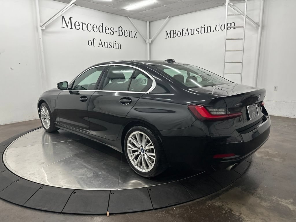 Used 2024 BMW 330e xDrive AWD/4WD image 5
