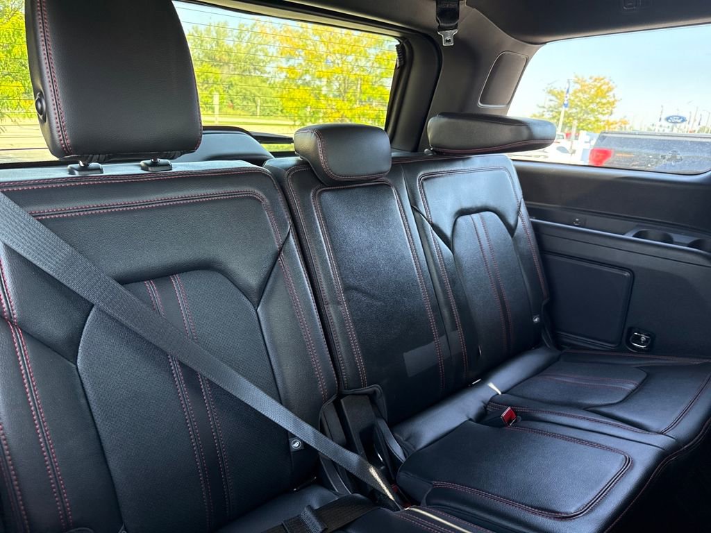 Certified 2022 Ford Expedition Limited image 13