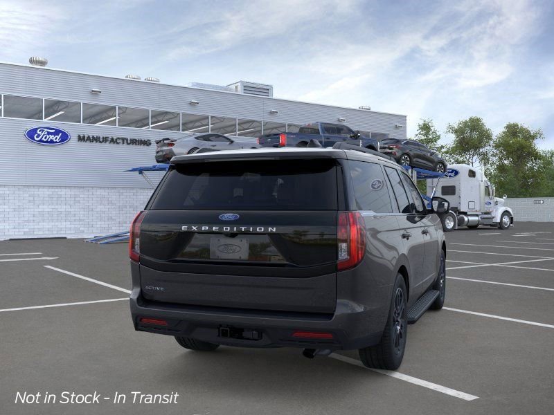 New 2026 Ford Expedition Active RWD image 8