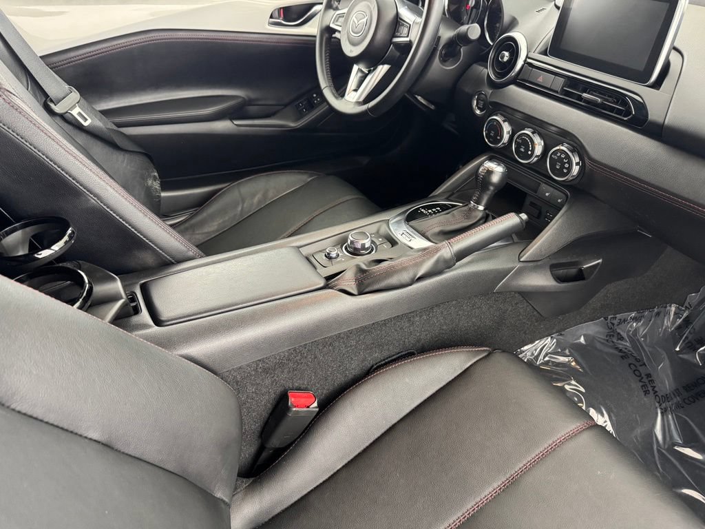 Used 2017 MAZDA MX-5 Miata Grand Touring RWD image 22