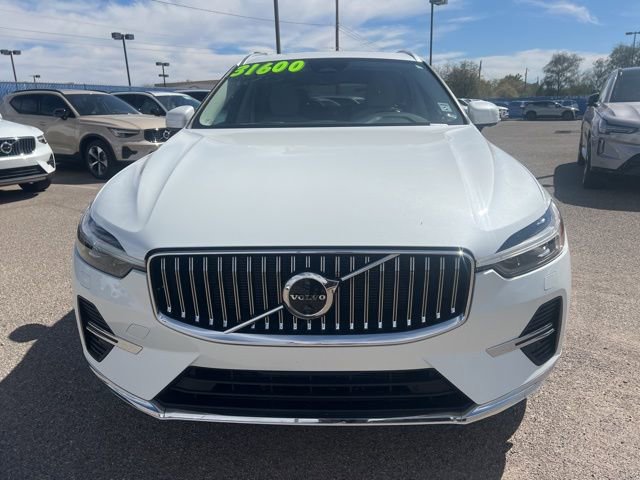 Used 2023 Volvo XC60 B5 Plus w/ Protection Package Premier image 8