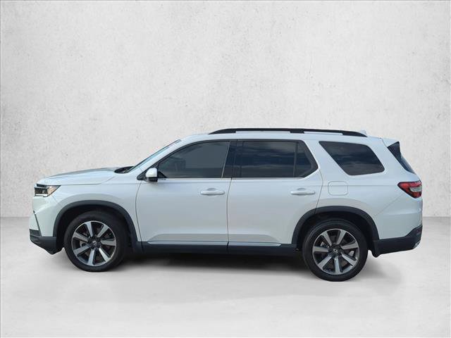 Used 2023 Honda Pilot Touring image 4