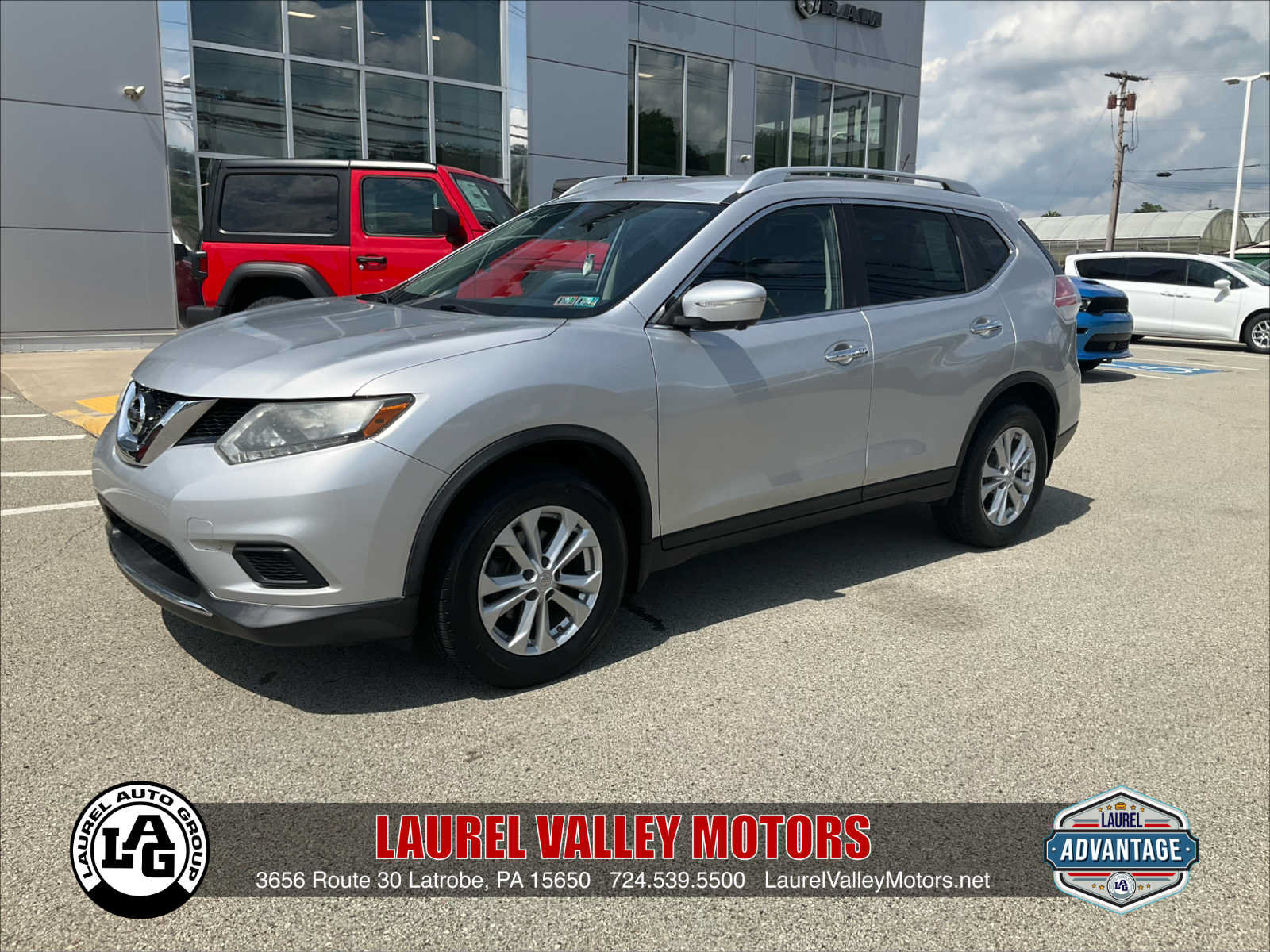 Used 2015 Nissan Rogue SV w/ SV Premium Package