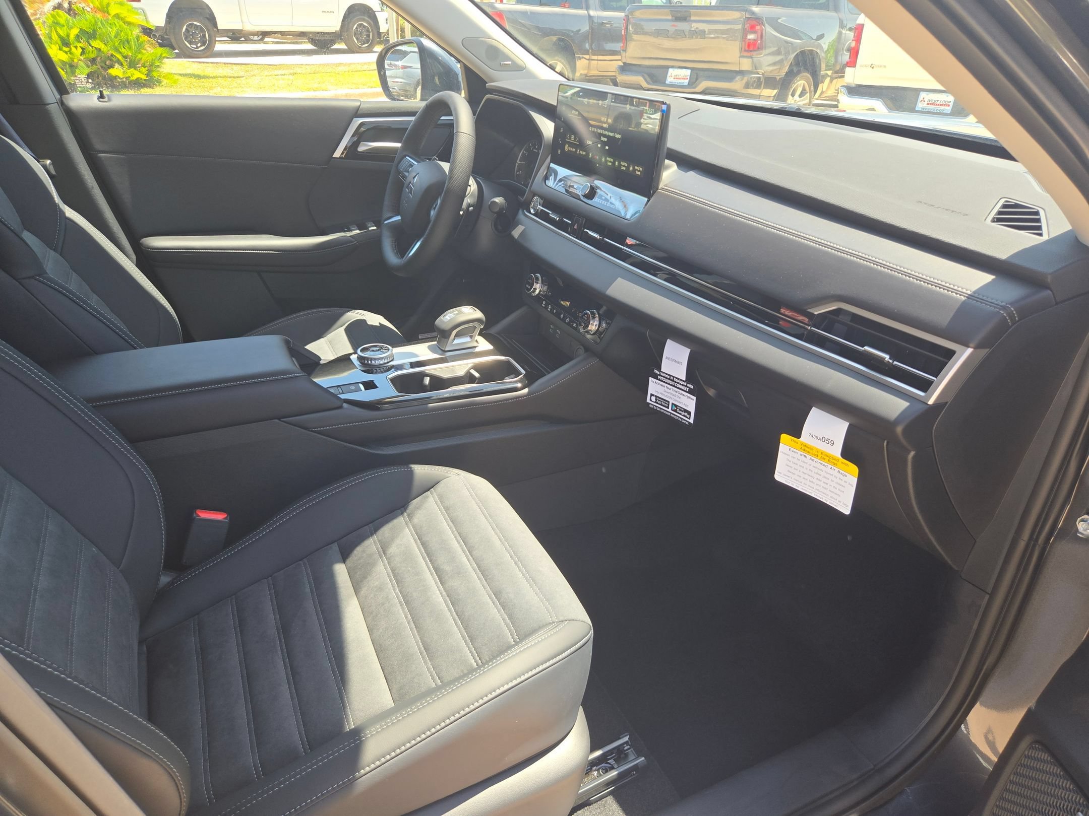 New 2026 Mitsubishi Outlander SE FWD image 21