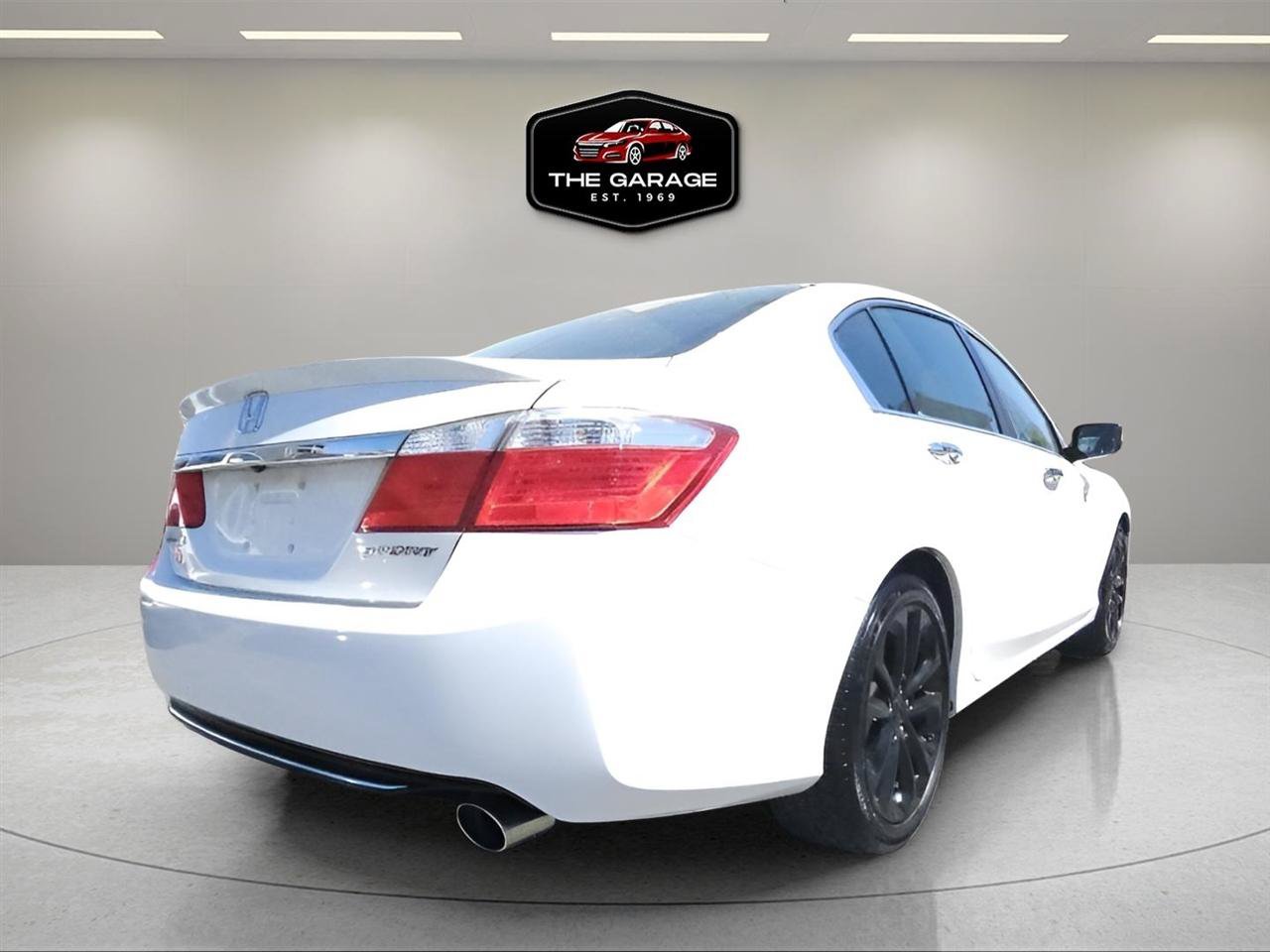 Used 2013 Honda Accord Sport image 6